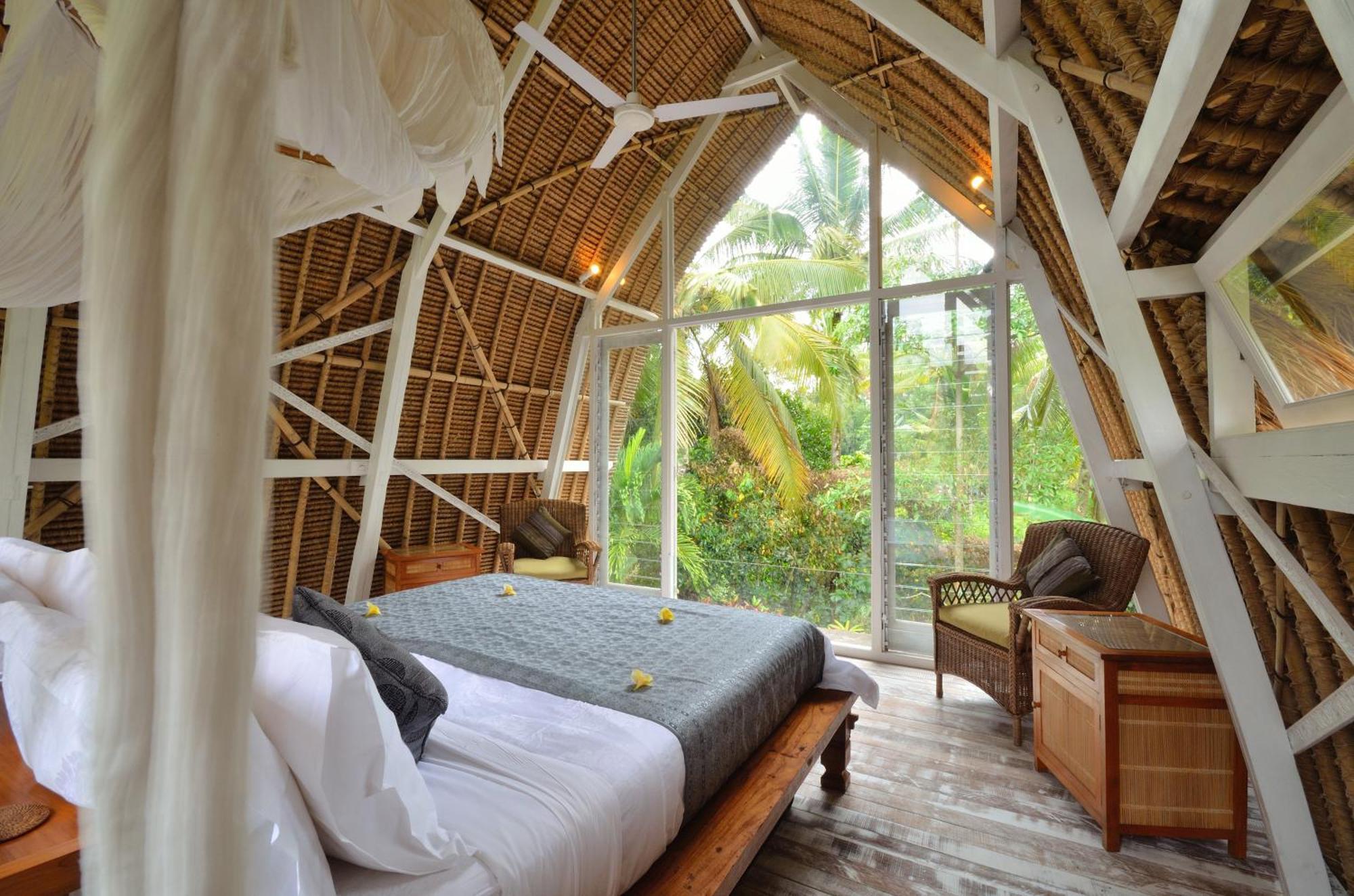 Jendela Di Bali Villa Tegallalang  Pokoj fotografie